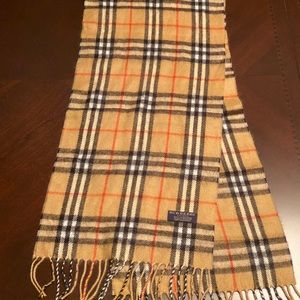Burberry Classic Vintage Check Cashmere Scarf
